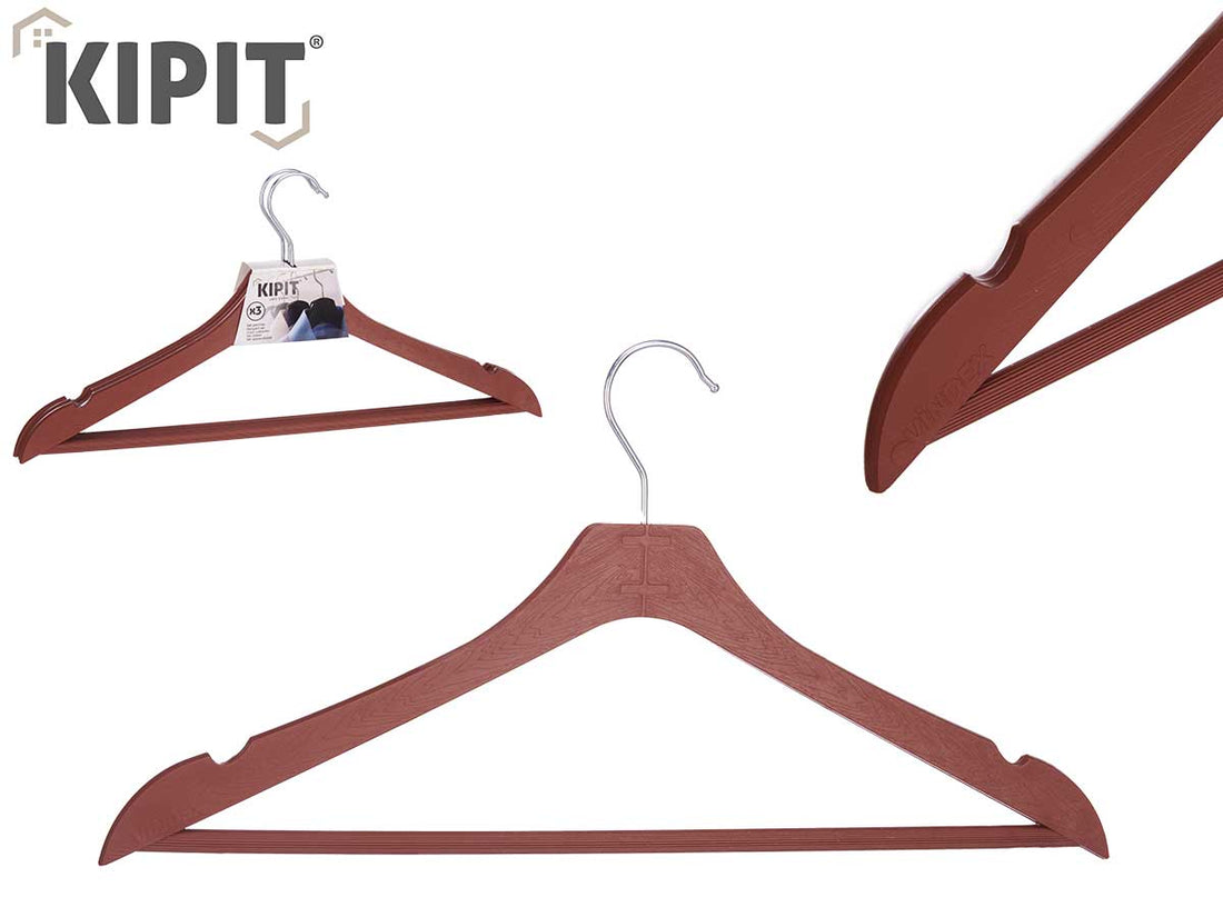 Set 3 Brown Plastic Hangers
